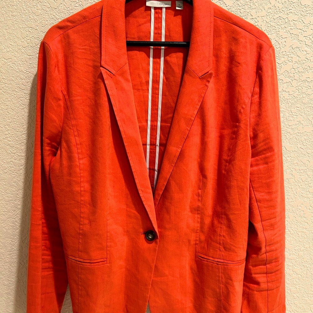 FORGET THE LATTE - Grab this Fall delight…! Lightweight Linen blend Blazer!